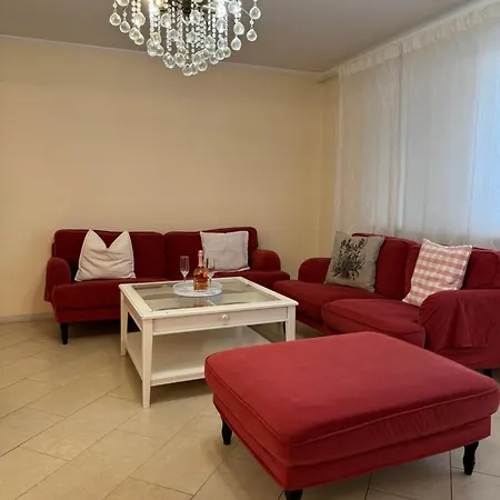 Apartman Lili Apartment *